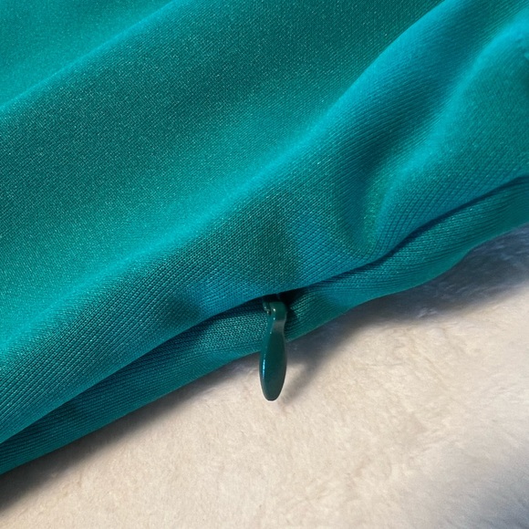 Green peplum top - Picture 4 of 13